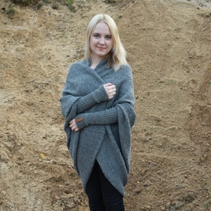 Alpaca sweater coat Knitted cocoon cardigan for women Wool oversized sweater Knit loose sweater warm wrap shrug Boho style winter coat