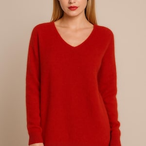Women’s Cashmere V-Neck Sweater – Soft Knit Pullover Top