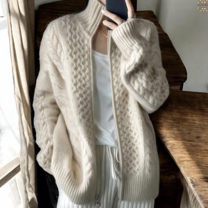 Women's Alpaca Wool Zip-Up Cardigan – Thickened High-Neck Sweater Jacket, Cozy Fit Winter Knitwear