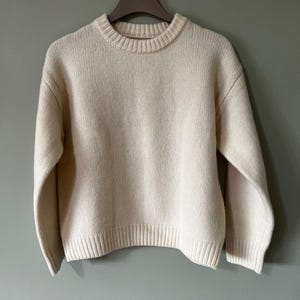 100% Cashmere Pullover Sweater – M/L - Cream
